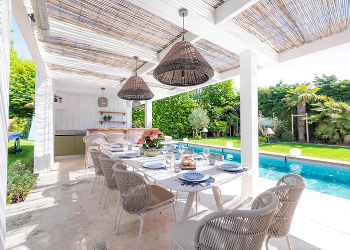 Les Peupliers Avec Piscine Privee Et Sauna Royan