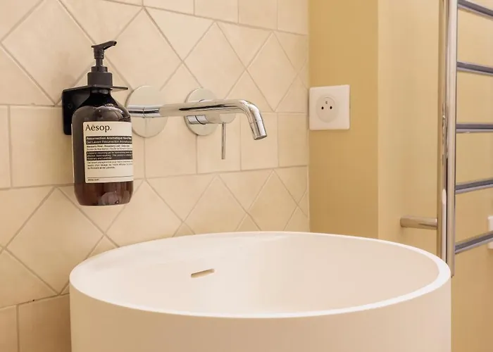 Villa Les Peupliers Avec Piscine Privee Et Sauna Royan